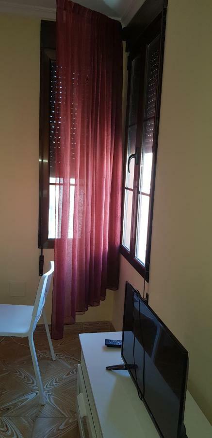 Sleep Turia Apartamentos Casinos Bagian luar foto